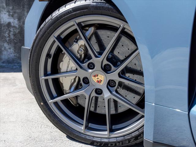 2025 Porsche Taycan Turbo GT w/Weissach Package
