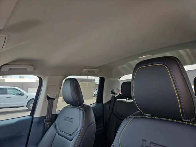 2025 Ford Maverick Lobo Standard