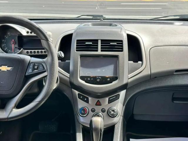 2016 Chevrolet Sonic LT Auto