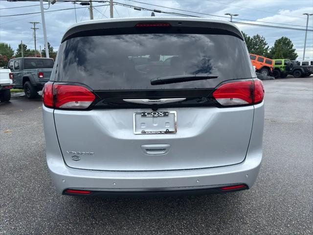 2026 Chrysler Voyager LX