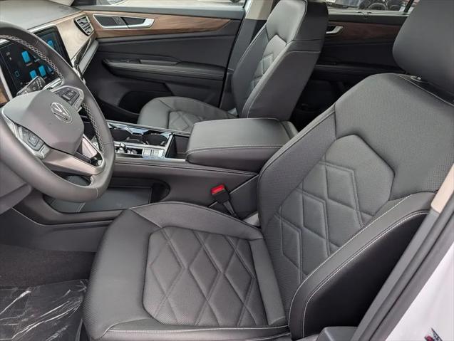 2026 Volkswagen Atlas SE with Technology