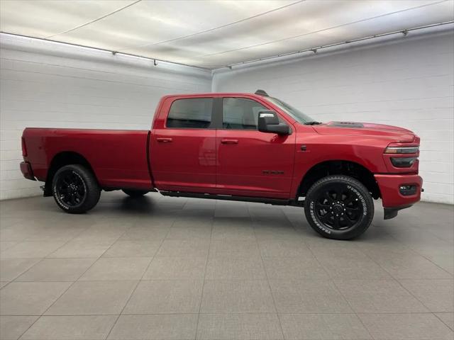 2026 Ram 3500 Laramie Crew Cab 4x4 8 Box