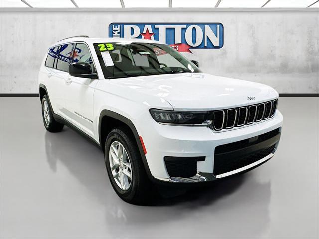 2023 Jeep Grand Cherokee L Laredo 4x2