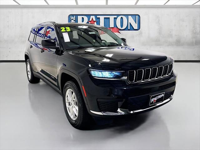 2023 Jeep Grand Cherokee L Laredo 4x2