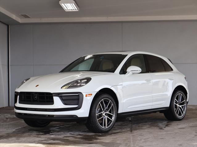 2025 Porsche Macan 