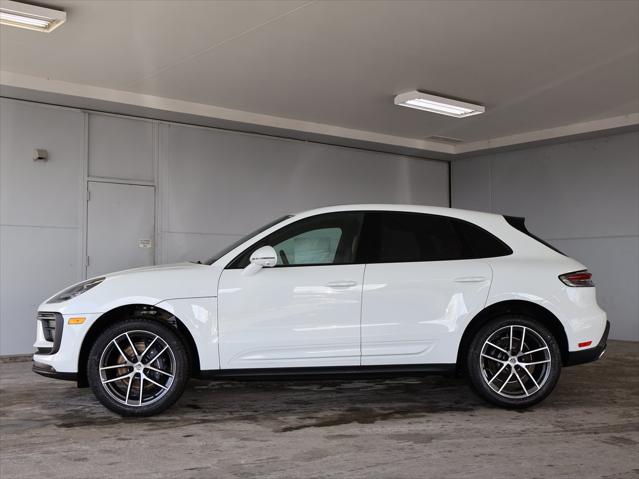 2025 Porsche Macan 