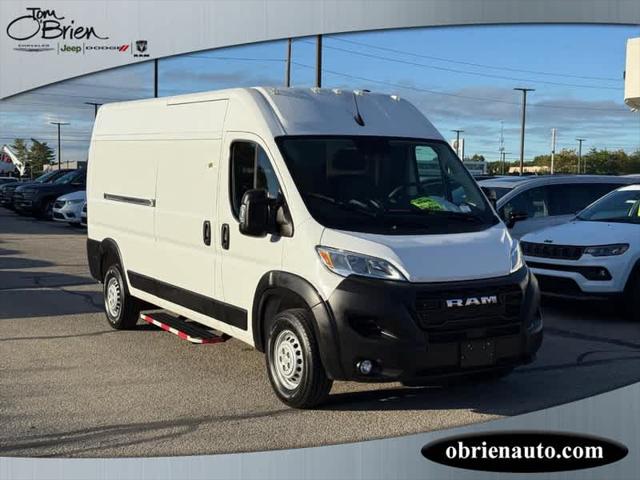 2025 RAM ProMaster 2500 Cargo Van Tradesman High Roof 159 WB w/Pass Seat