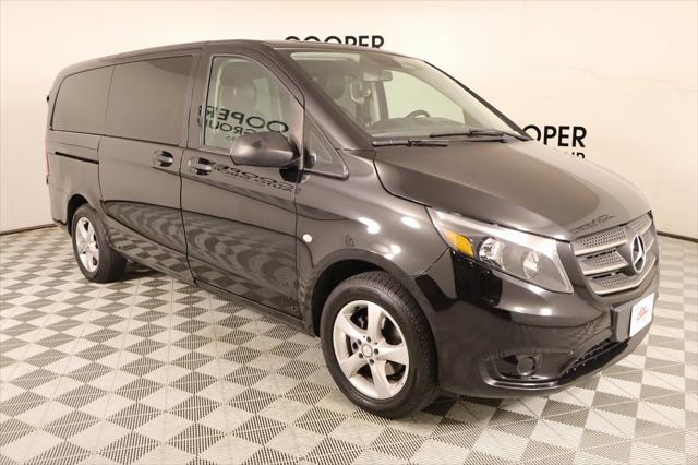 2018 Mercedes-Benz Metris Passenger 2018 Mercedes-Benz Metris Passenger