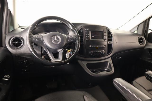 2018 Mercedes-Benz Metris Passenger 2018 Mercedes-Benz Metris Passenger