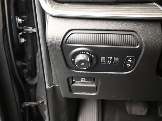 2022 Jeep Wagoneer Series II 4x2