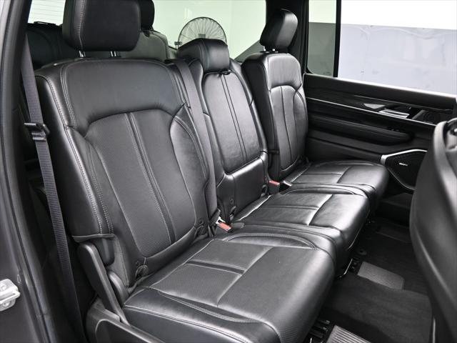 2022 Jeep Wagoneer Series II 4x2
