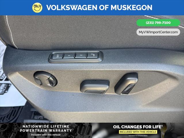 2026 Volkswagen Atlas Cross Sport 2.0T SEL Premium R-Line