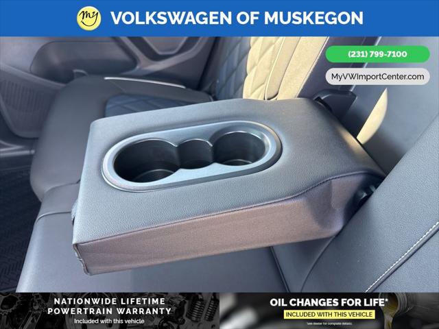 2026 Volkswagen Atlas Cross Sport 2.0T SEL Premium R-Line
