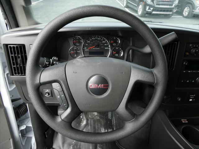 2025 GMC Savana Cutaway Work Van