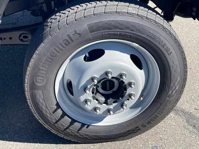 2025 Ford F-550 XL