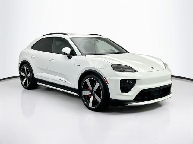 2025 Porsche Macan Electric 4S