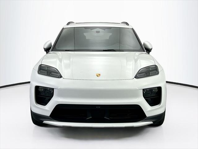 2025 Porsche Macan Electric 4S