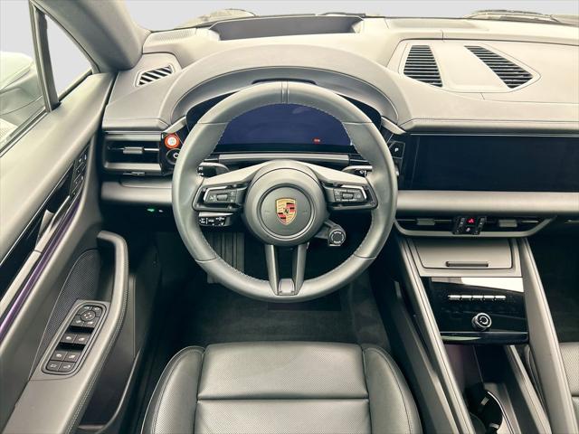 2025 Porsche Macan Electric 4S