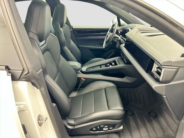 2025 Porsche Macan Electric 4S