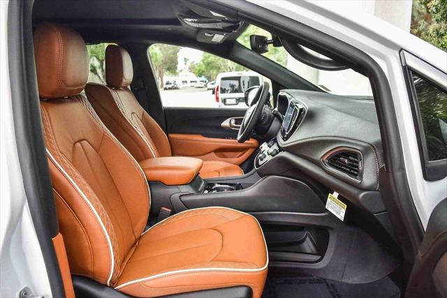 2026 Chrysler Pacifica Pinnacle