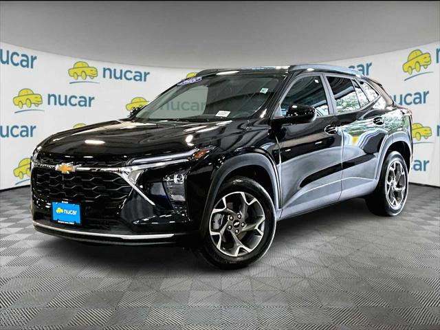 2025 Chevrolet Trax FWD LT
