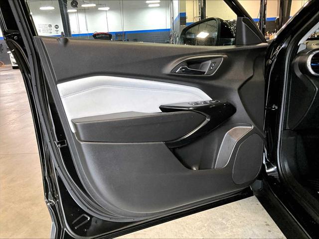 2025 Chevrolet Trax FWD LT