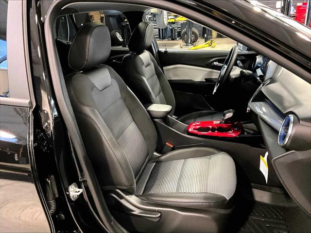 2025 Chevrolet Trax FWD LT