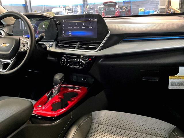 2025 Chevrolet Trax FWD LT