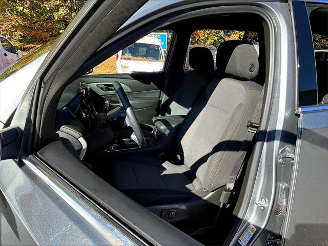 2023 Chevrolet Traverse AWD LT Cloth