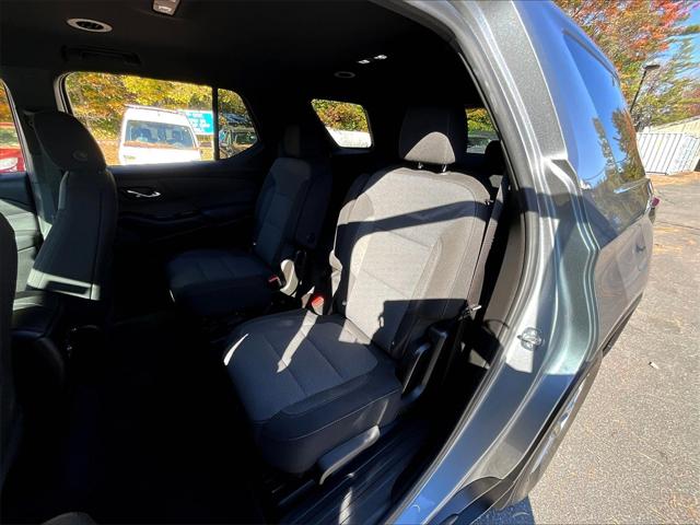 2023 Chevrolet Traverse AWD LT Cloth