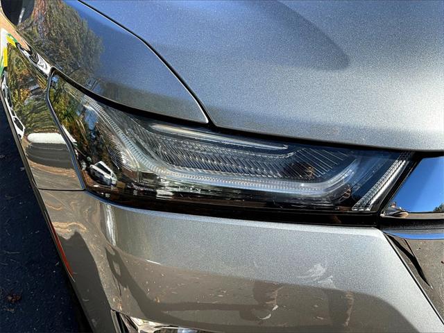 2023 Chevrolet Traverse AWD LT Cloth