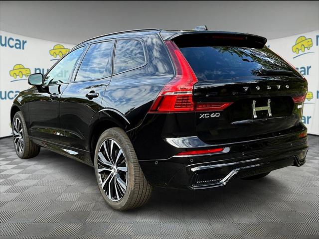 2025 Volvo XC60 B5 Plus