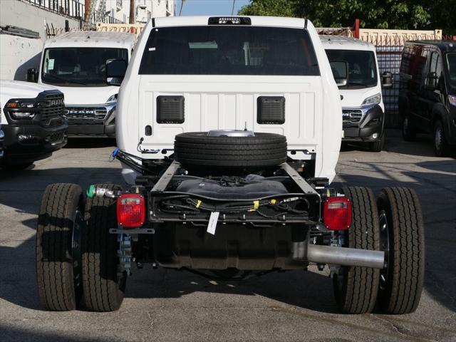2026 RAM Ram 5500 Chassis Cab RAM 5500 TRADESMAN CHASSIS CREW CAB 4X4 84 CA 2026 RAM Ram 5500 Chassis Cab RAM 5500 TRADESMAN CHASSIS CREW CAB 4X4 84 CA