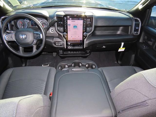 2026 RAM Ram 2500 RAM 2500 BLACK EXPRESS CREW CAB 4X4 64 BOX