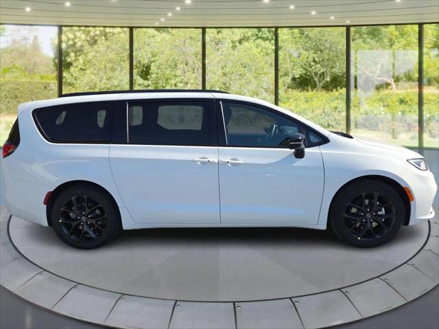 2026 Chrysler Pacifica PACIFICA SELECT 2026 Chrysler Pacifica PACIFICA SELECT