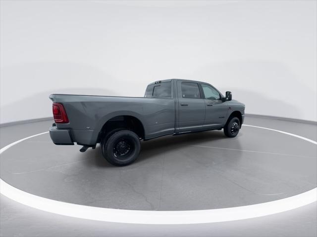 2026 RAM Ram 3500 RAM 3500 LARAMIE CREW CAB 4X4 8 BOX