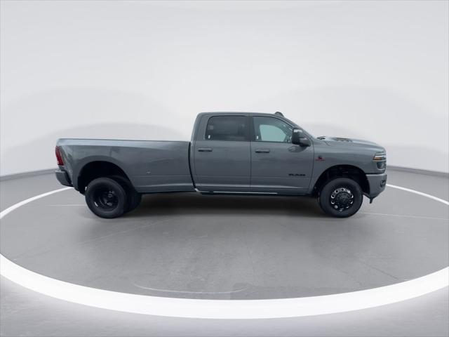2026 RAM Ram 3500 RAM 3500 LARAMIE CREW CAB 4X4 8 BOX