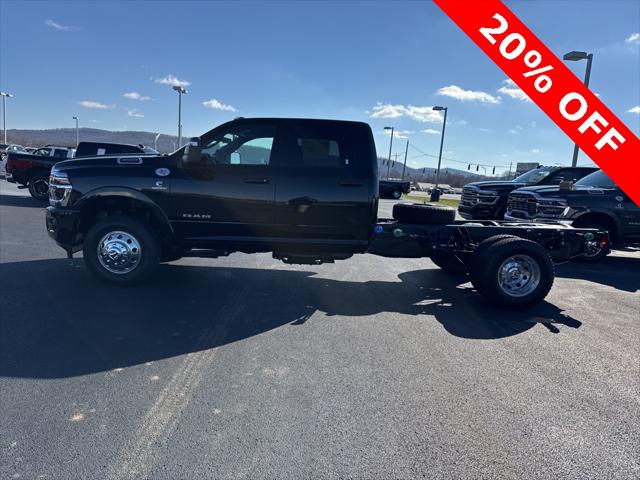 2026 RAM Ram 3500 Chassis Cab RAM 3500 BIG HORN CREW CAB CHASSIS 4X4 60 CA 2026 RAM Ram 3500 Chassis Cab RAM 3500 BIG HORN CREW CAB CHASSIS 4X4 60 CA