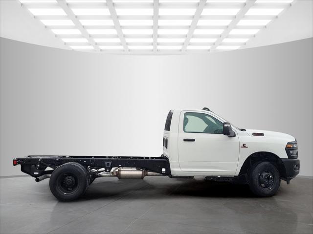 2026 RAM Ram 3500 Chassis Cab RAM 3500 TRADESMAN CHASSIS REGULAR CAB 4X2 84 CA 2026 RAM Ram 3500 Chassis Cab RAM 3500 TRADESMAN CHASSIS REGULAR CAB 4X2 84 CA