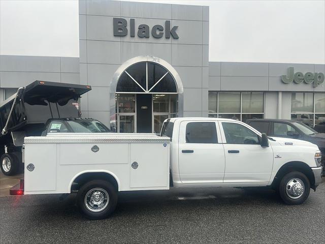 2026 RAM Ram 3500 Chassis Cab RAM 3500 TRADESMAN CREW CAB CHASSIS 4X4 60 CA 2026 RAM Ram 3500 Chassis Cab RAM 3500 TRADESMAN CREW CAB CHASSIS 4X4 60 CA
