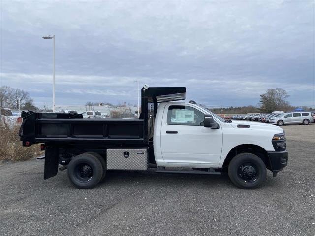 2026 RAM Ram 3500 Chassis Cab RAM 3500 TRADESMAN CHASSIS REGULAR CAB 4X4 60 CA