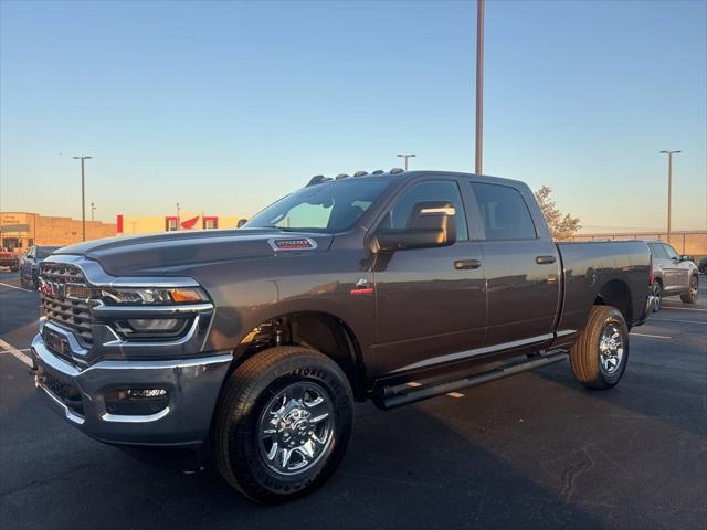 2026 RAM Ram 2500 RAM 2500 TRADESMAN CREW CAB 4X4 64 BOX