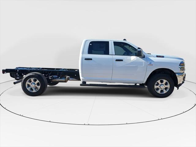 2026 RAM Ram 3500 Chassis Cab RAM 3500 TRADESMAN CREW CAB CHASSIS 4X4 60 CA 2026 RAM Ram 3500 Chassis Cab RAM 3500 TRADESMAN CREW CAB CHASSIS 4X4 60 CA
