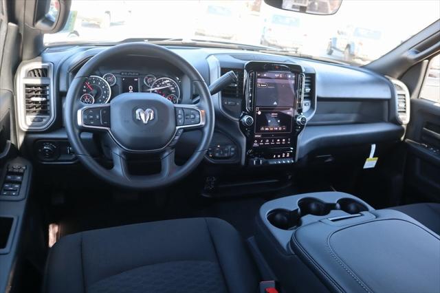 2026 RAM Ram 2500 RAM 2500 TRADESMAN CREW CAB 4X4 64 BOX