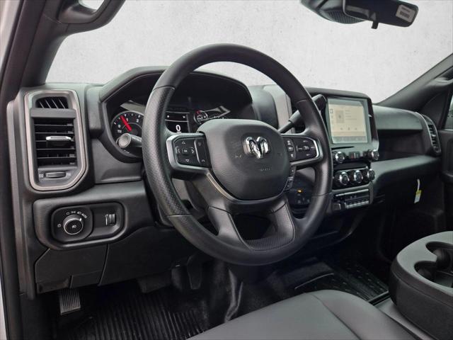 2026 RAM Ram 5500 Chassis Cab RAM 5500 TRADESMAN CHASSIS CREW CAB 4X4 84 CA 2026 RAM Ram 5500 Chassis Cab RAM 5500 TRADESMAN CHASSIS CREW CAB 4X4 84 CA