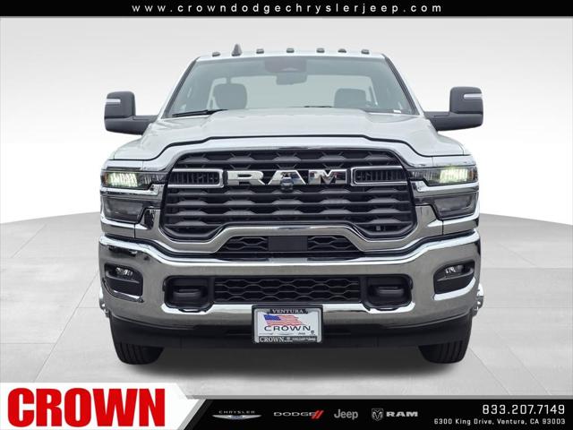 2026 RAM Ram 3500 Chassis Cab RAM 3500 TRADESMAN CHASSIS REGULAR CAB 4X4 60 CA 2026 RAM Ram 3500 Chassis Cab RAM 3500 TRADESMAN CHASSIS REGULAR CAB 4X4 60 CA