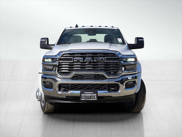 2026 RAM Ram 5500 Chassis Cab RAM 5500 BIG HORN CHASSIS CREW CAB 4X4 84 CA 2026 RAM Ram 5500 Chassis Cab RAM 5500 BIG HORN CHASSIS CREW CAB 4X4 84 CA