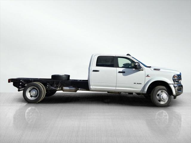 2026 RAM Ram 5500 Chassis Cab RAM 5500 BIG HORN CHASSIS CREW CAB 4X4 84 CA