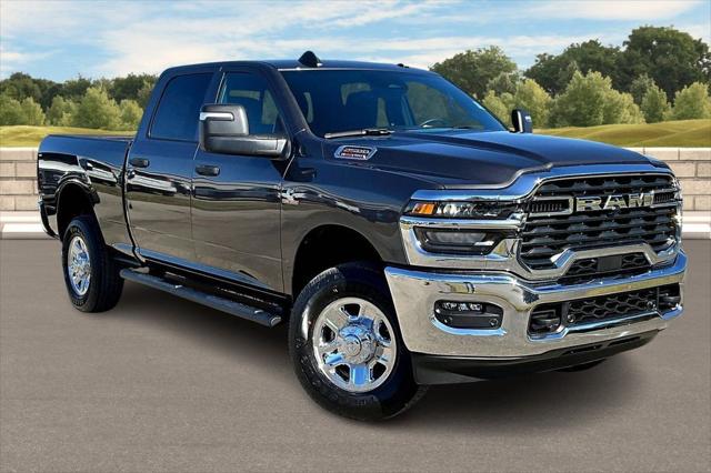 2026 RAM Ram 2500 RAM 2500 TRADESMAN CREW CAB 4X4 64 BOX