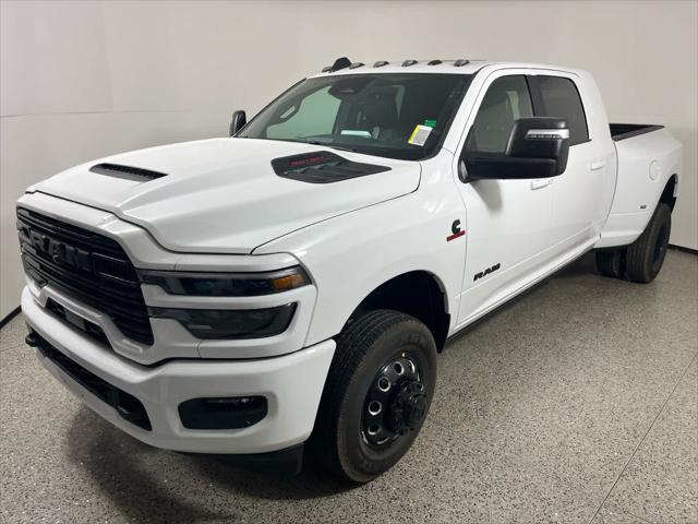 2026 RAM Ram 3500 RAM 3500 LARAMIE MEGA CAB 4X4 64 BOX 2026 RAM Ram 3500 RAM 3500 LARAMIE MEGA CAB 4X4 64 BOX